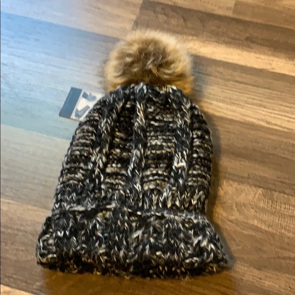 Beanie hat - Picture 2 of 2